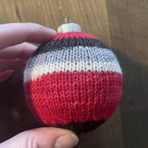 Knitted Holiday Ornament with April Jennings